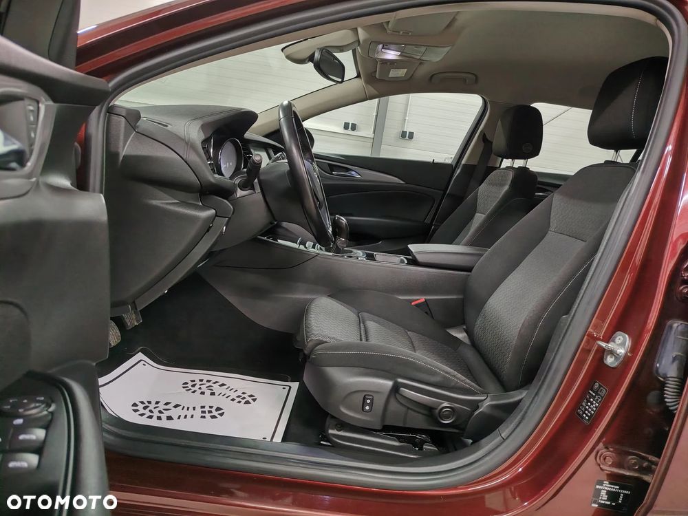 Opel Insignia 1.5 T Exclusive S&S - 18