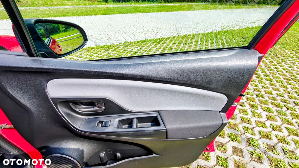 Toyota Yaris 1.33 Active - 18