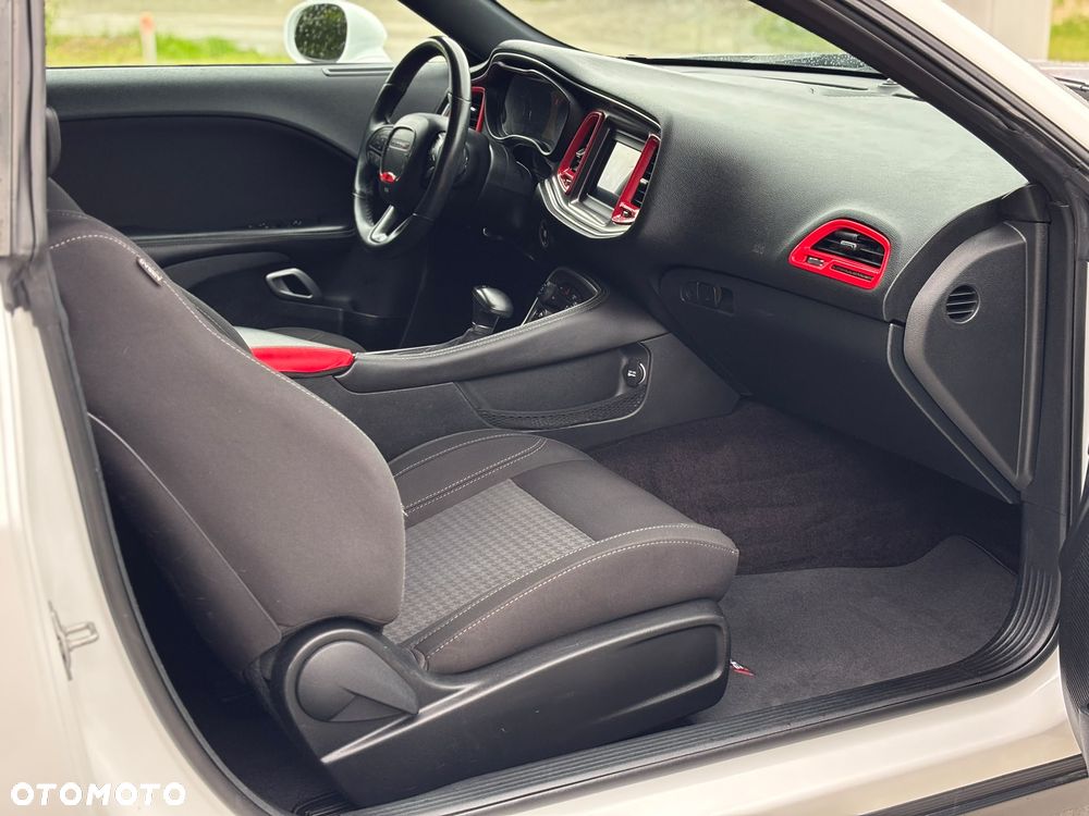 Dodge Challenger 3.6 SXT - 26