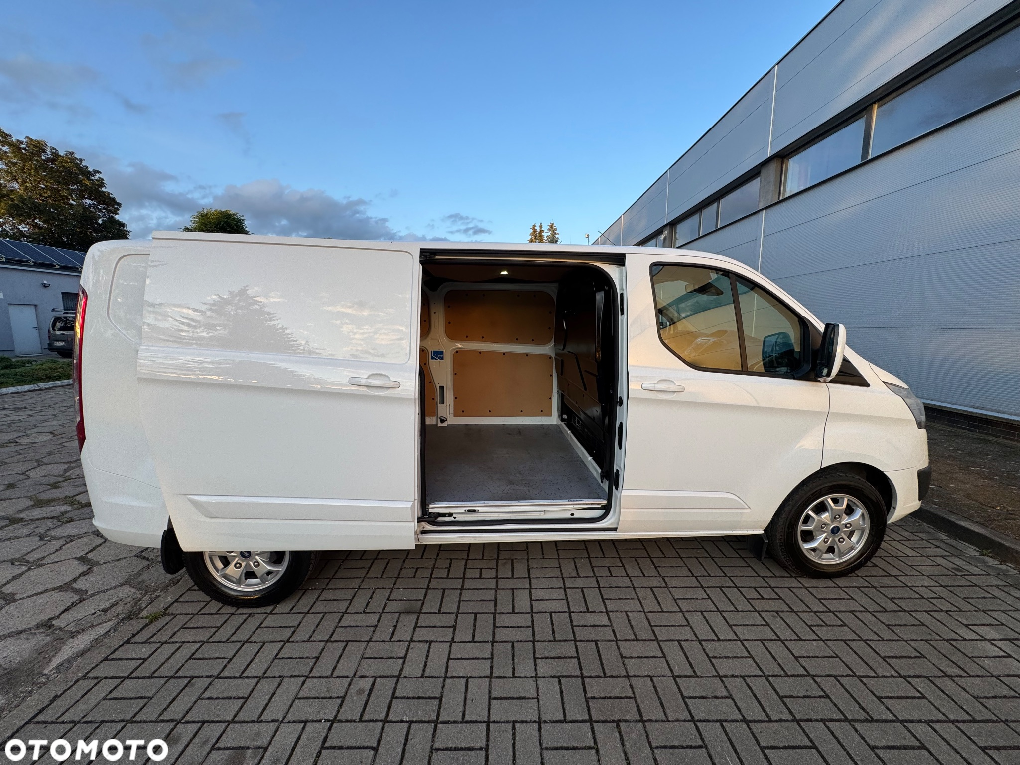 Ford Transit Custom - 19