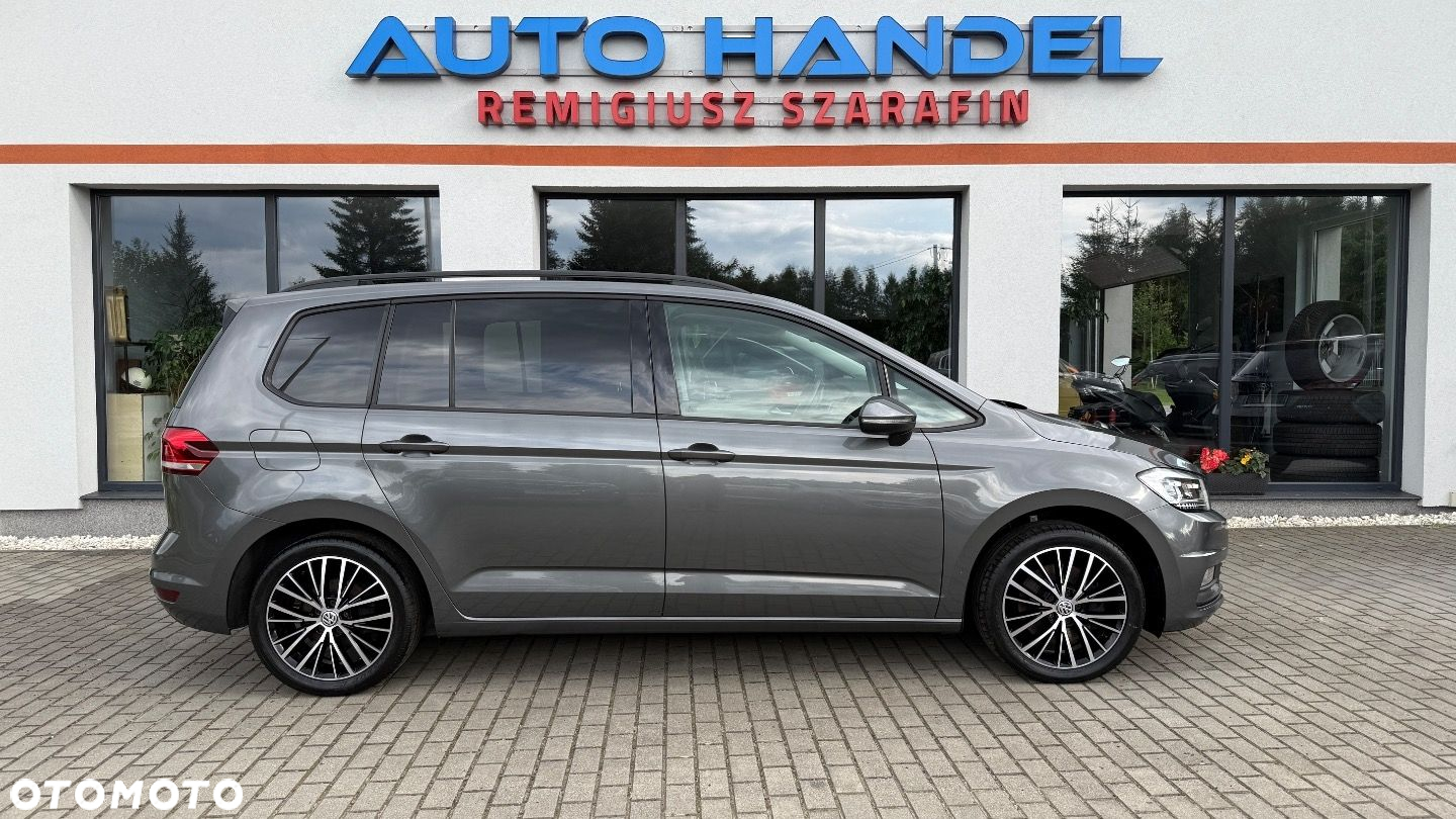 Volkswagen Touran - 6