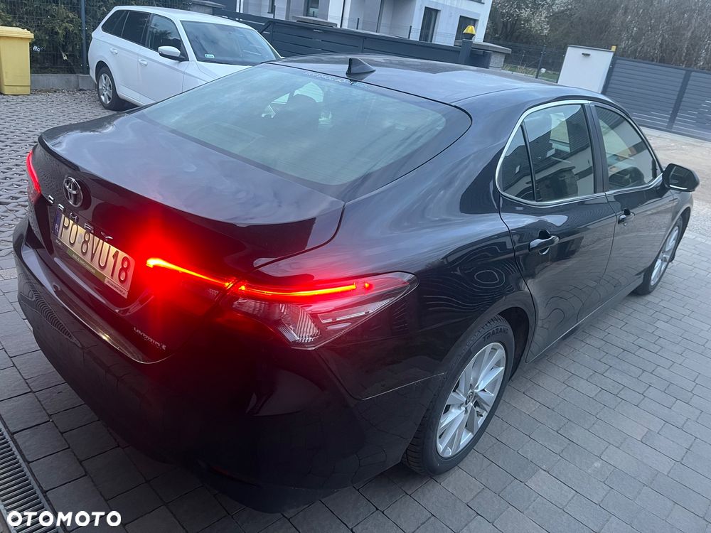 Toyota Camry 2.5 Hybrid Comfort CVT - 8