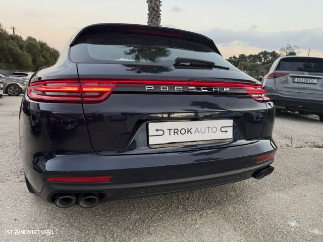 Porsche Panamera Sport Turismo - 16