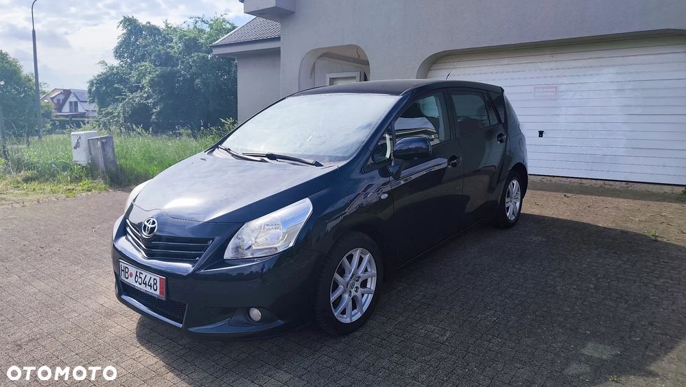 Toyota Verso 2.0 D-4D Executive - 37
