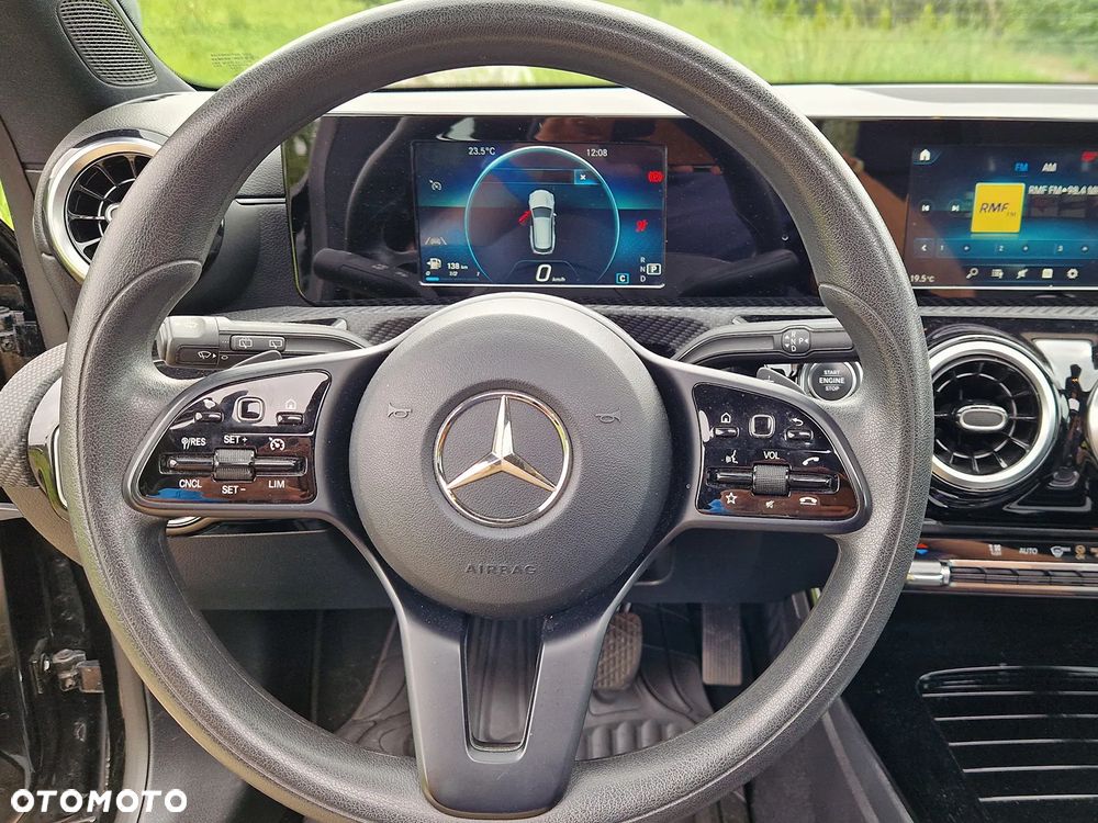 Mercedes-Benz CLA - 19