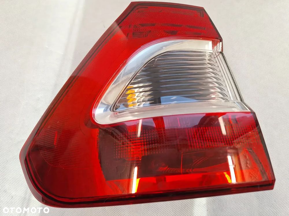 Ford Galaxy Mk3 lampa lewa tył