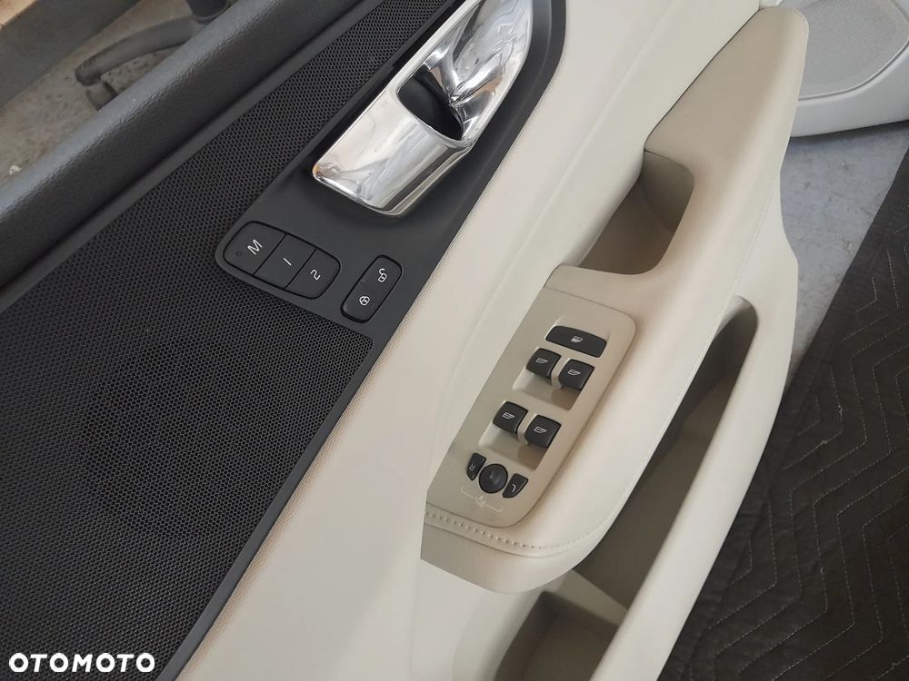 Fotele kanapa boczki komplet Volvo xc60 II inscription 2019R uk - 12