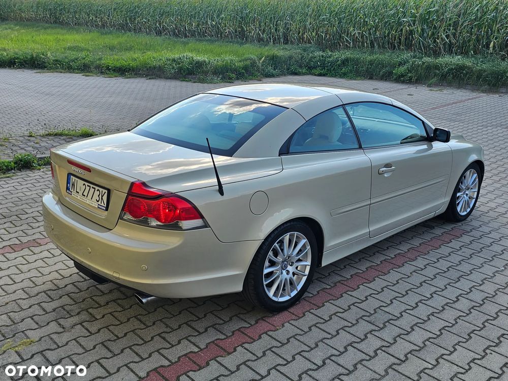 Volvo C70 2.4D5 Summum - 3