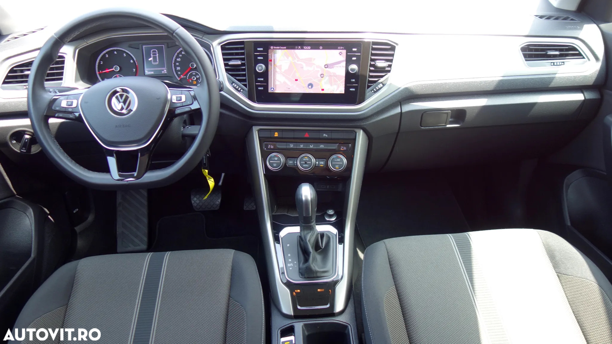 Volkswagen T-ROC - 6