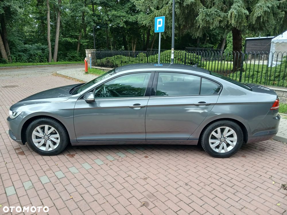 Volkswagen Passat 1.4 TSI BMT Trendline - 15