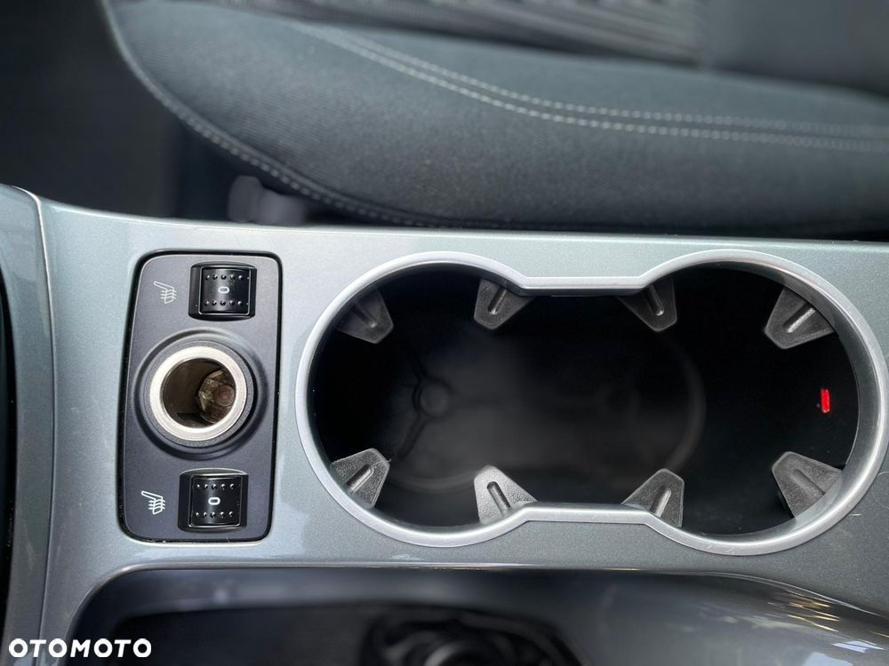 Ford Grand C-MAX 1.6 TDCi Titanium - 24