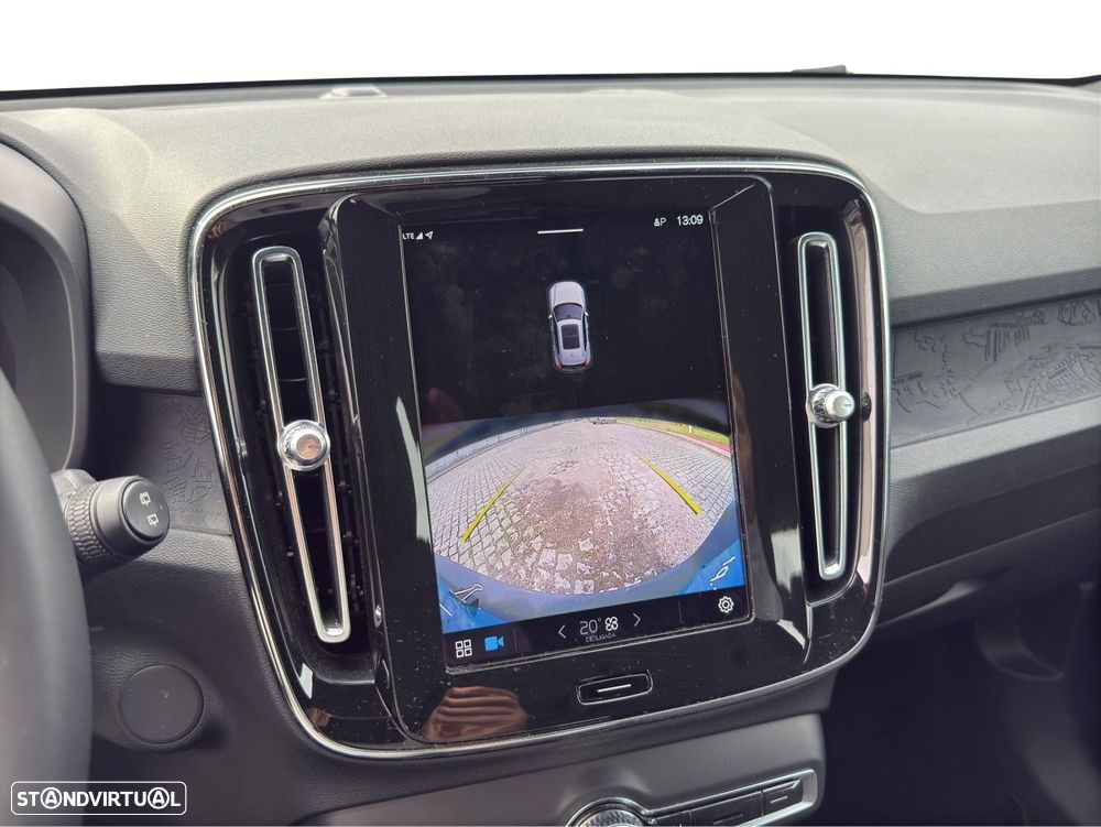 Volvo XC 40 Recharge 69 kWh Single Motor Core - 21