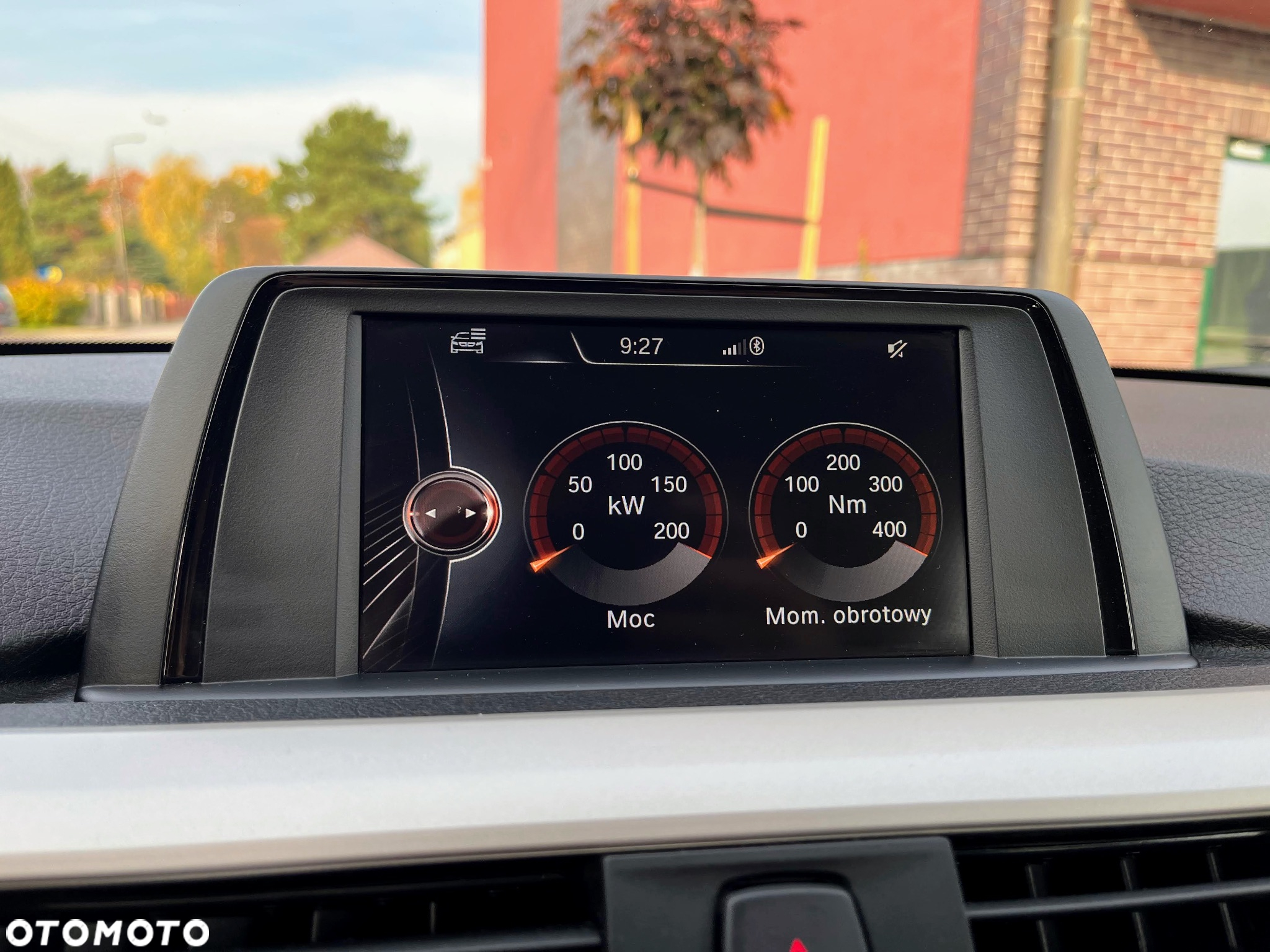 BMW Seria 3 330i xDrive Advantage - 23