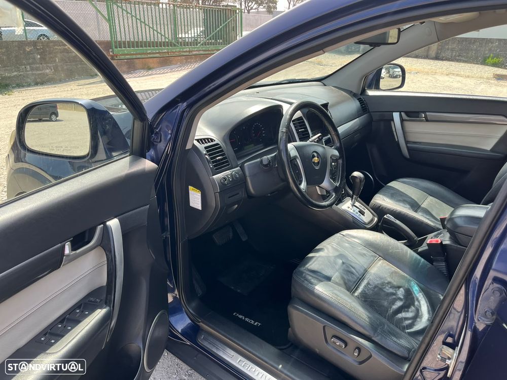 Chevrolet Captiva 2.0 VCDi LT 7L Aut. - 10