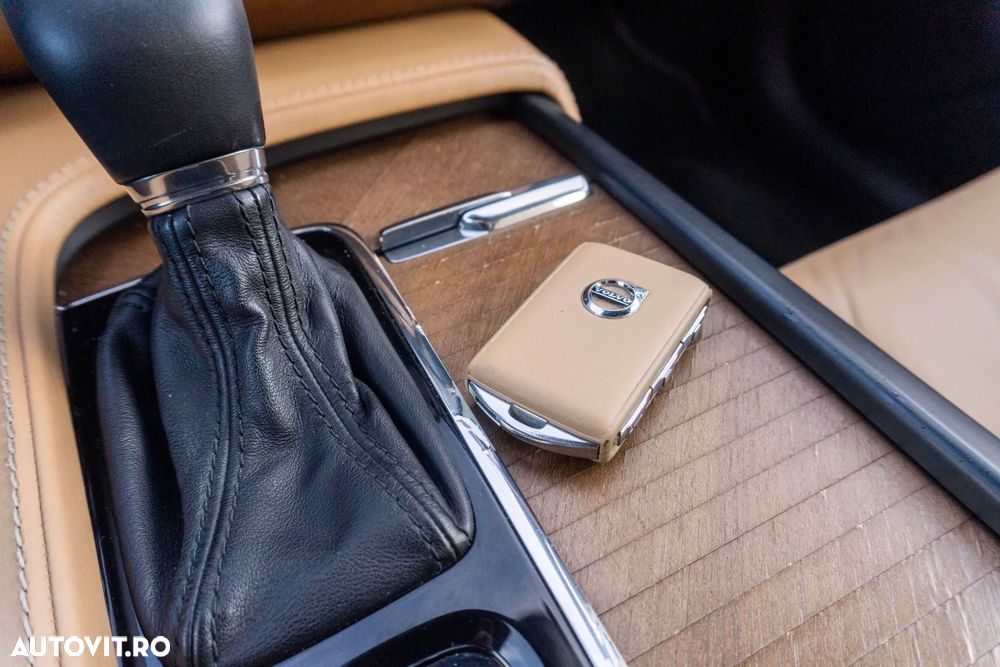 Volvo XC 90 D5 AWD Inscription - 27