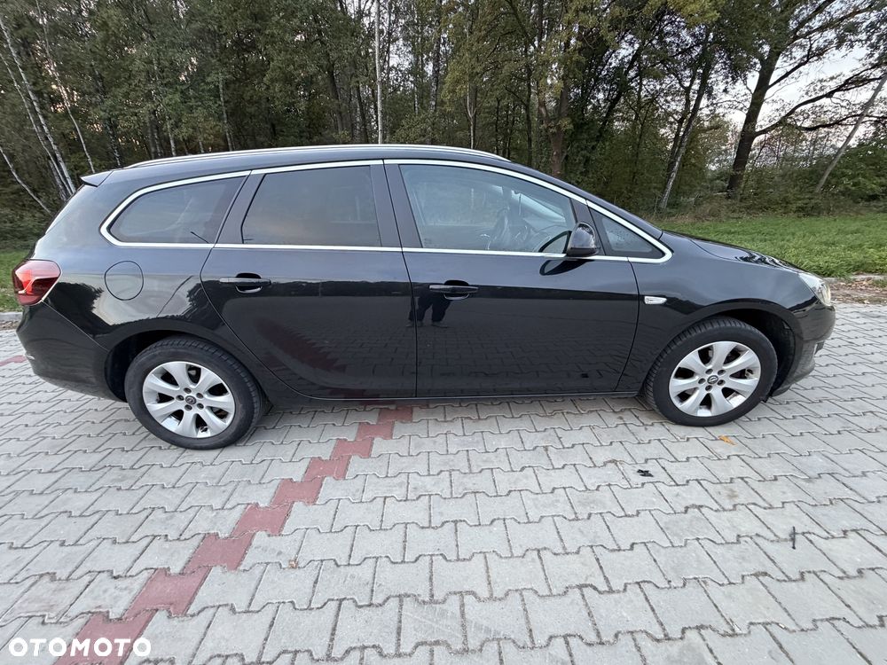 Opel Astra 2014 photo 4