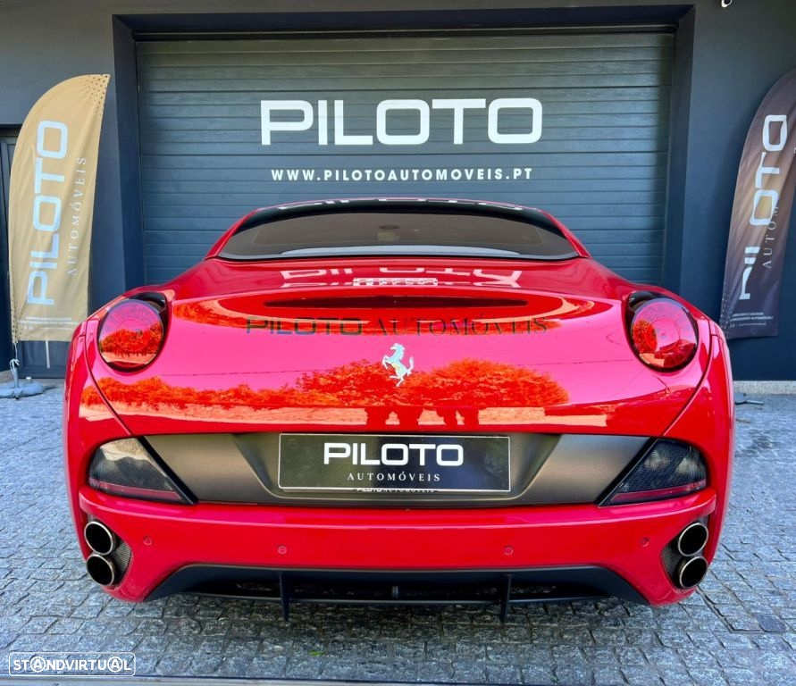 Ferrari California - 6