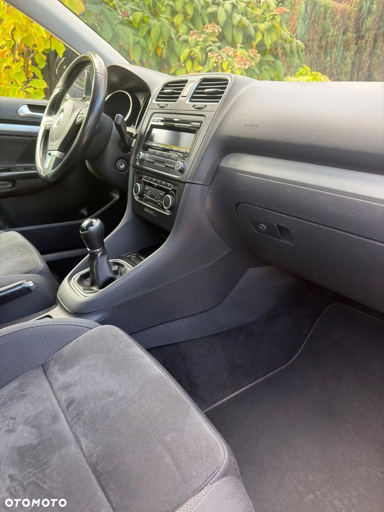 Volkswagen Golf - 12