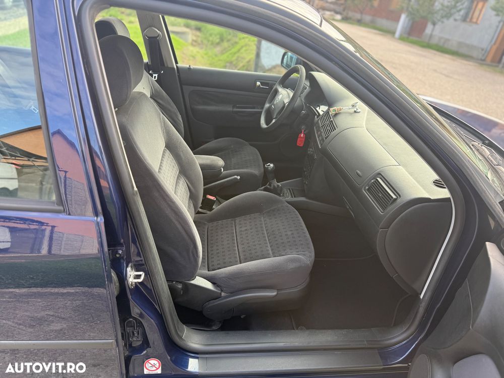 Volkswagen Golf 1.6 - 5