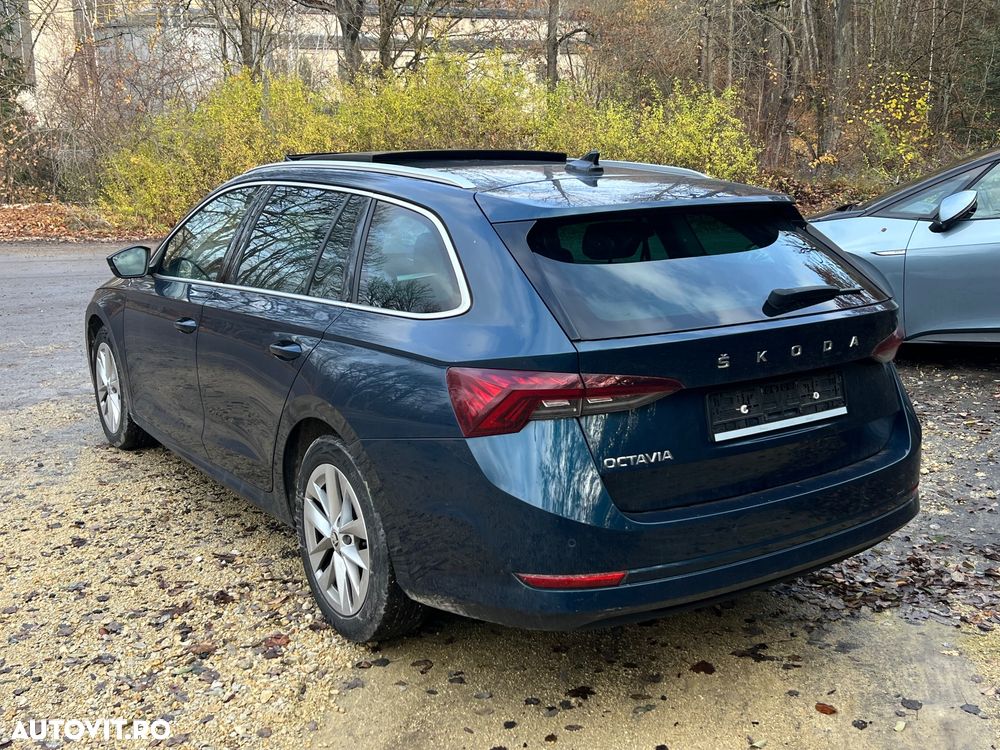 Skoda Octavia Combi 2.0 TDI DSG Exclusive - 3
