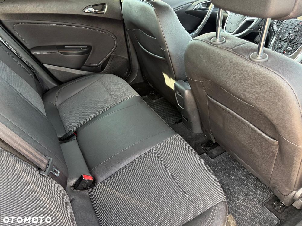 Opel Astra 1.4 Turbo Cosmo - 14