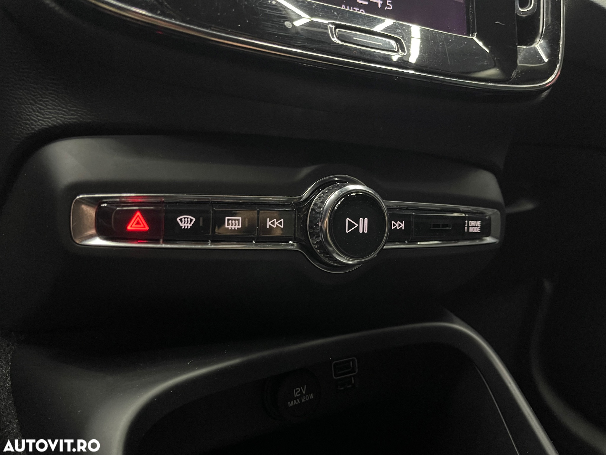 Volvo XC 40 D3 Momentum - 16
