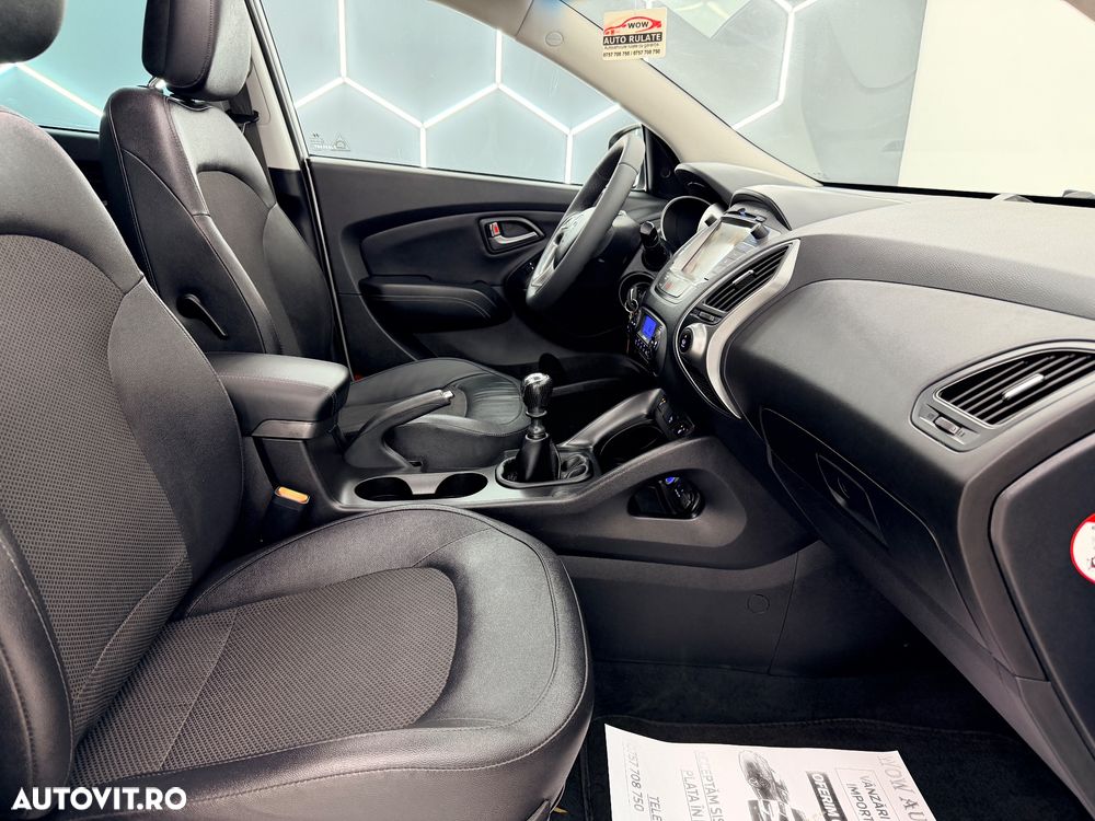 Hyundai ix35 1.7 CRDI 2WD Fifa World Cup Edition - 18