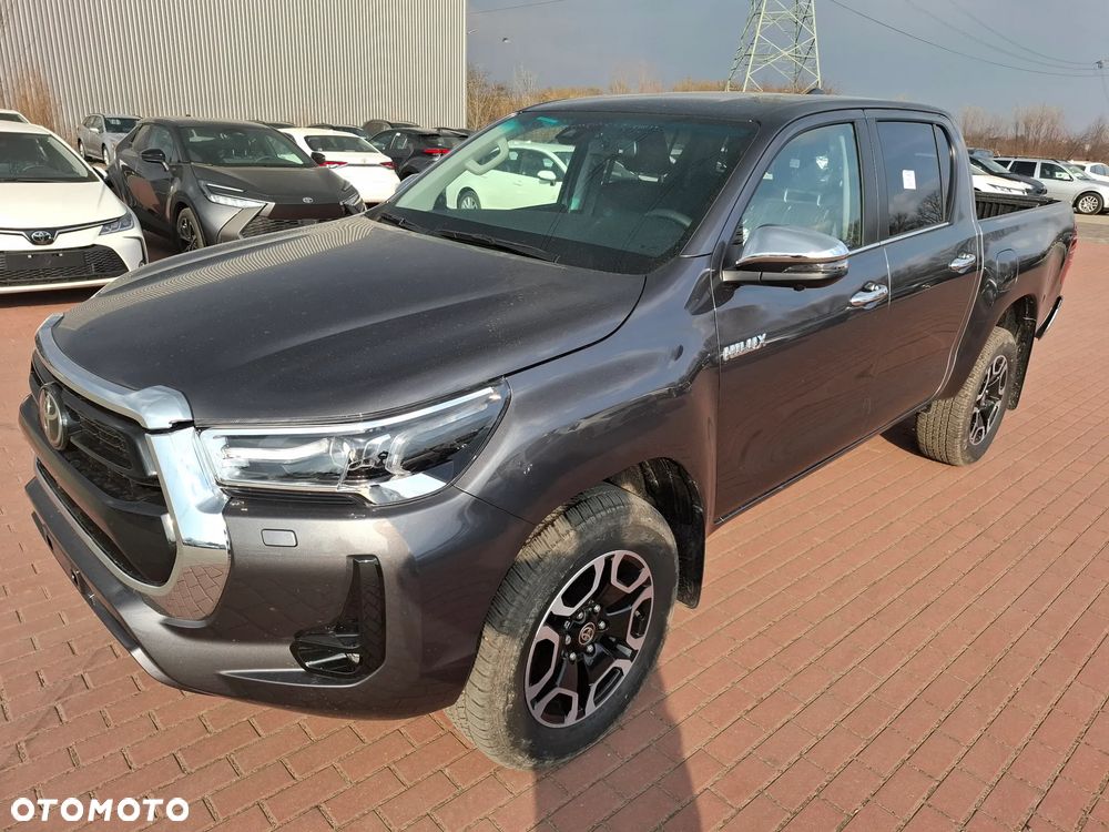 Toyota Hilux 2.8 D-4D mHEV Double Cab Executive 4x4 - 11