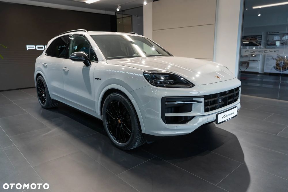 Porsche Cayenne E-Hybrid PHEV Black Edition - 4