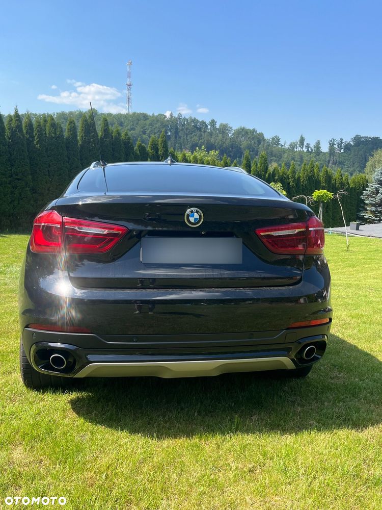 BMW X6 xDrive30d - 17
