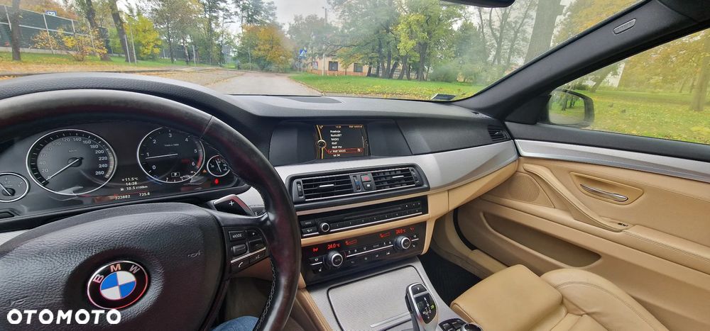BMW Seria 5 525d xDrive Modern Line - 39