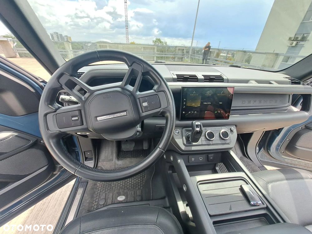 Land Rover Defender 2.0 P300 X-Dynamic HSE - 15