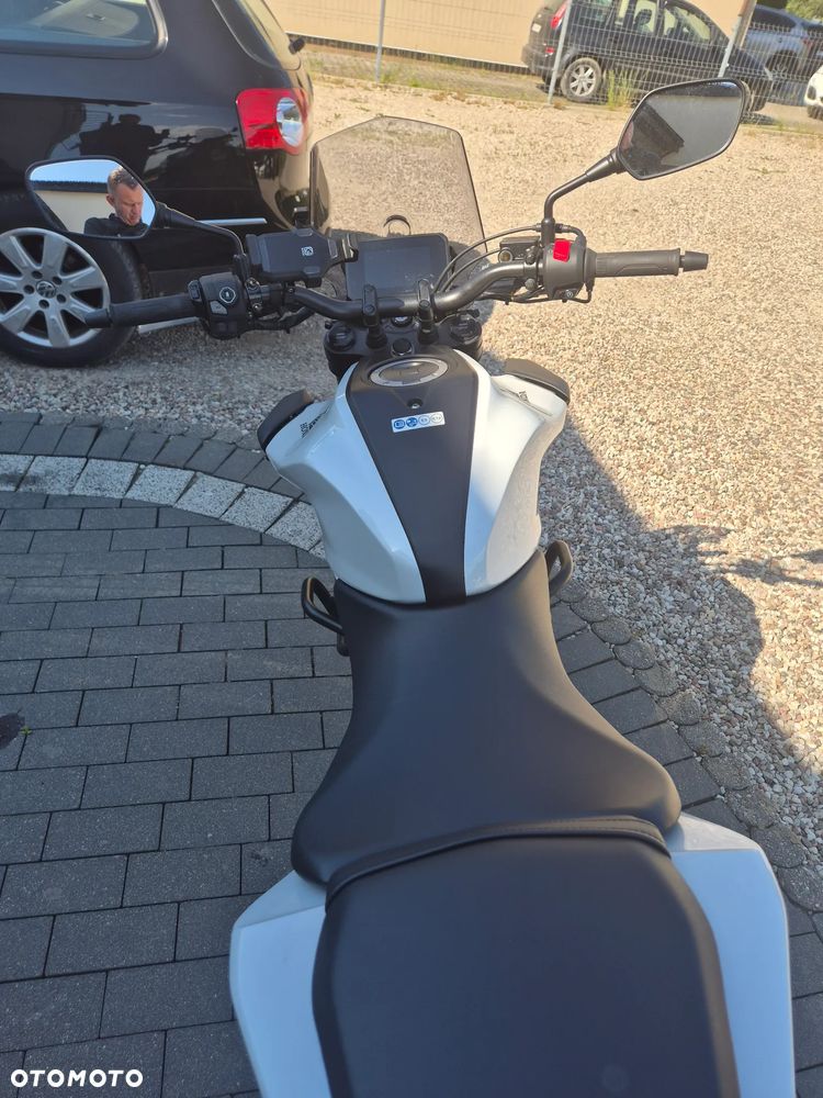 Honda CBR - 1