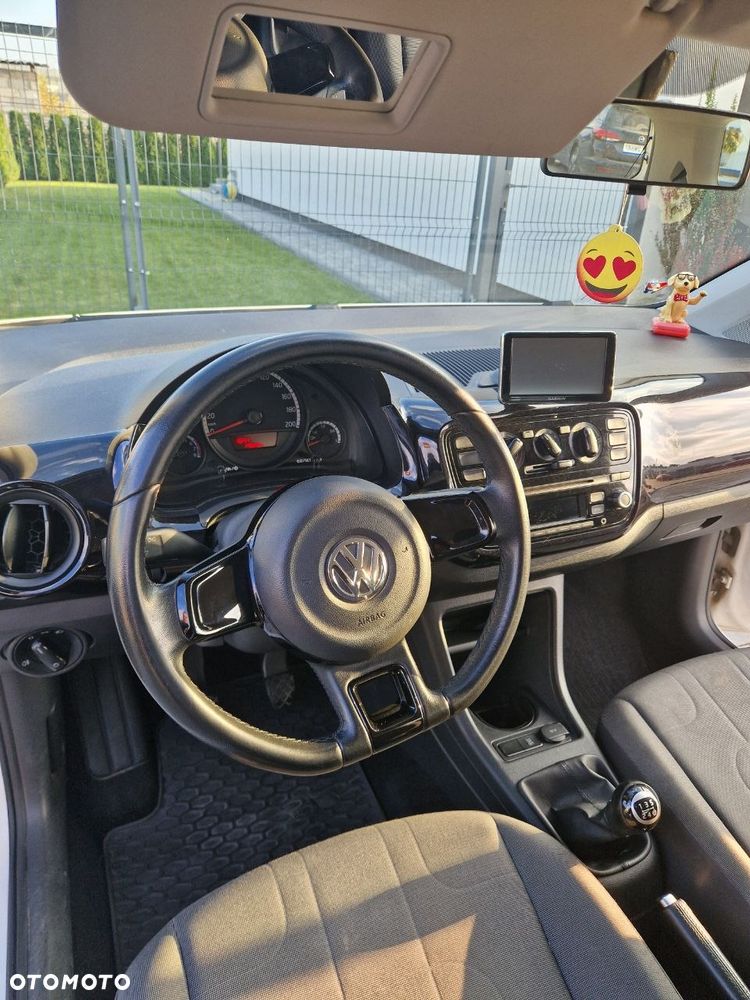 Volkswagen up! - 7