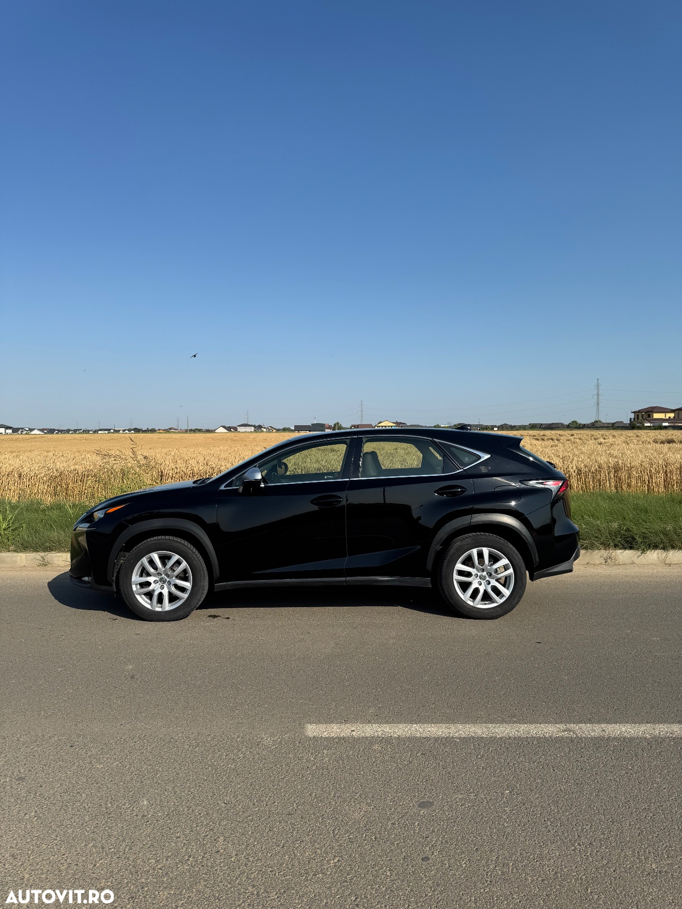 Lexus Seria NX - 6