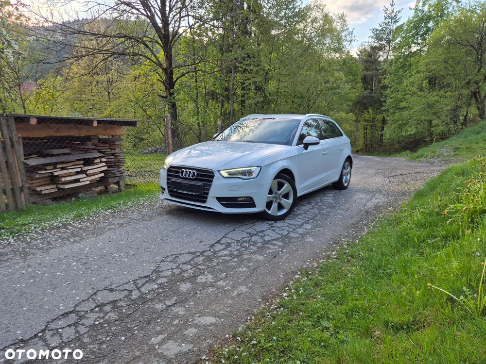 Audi A3 Sportback 2.0 TDI (clean diesel) quattro Ambition - 4