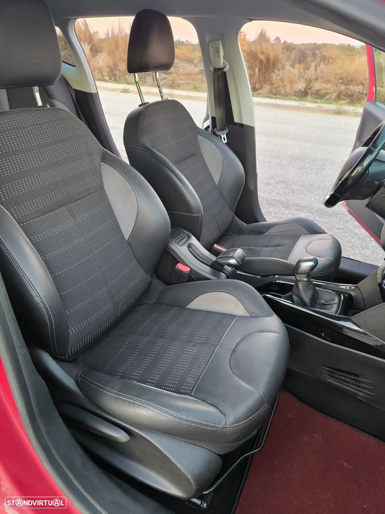 Peugeot 2008 1.6 BlueHDi Allure - 5