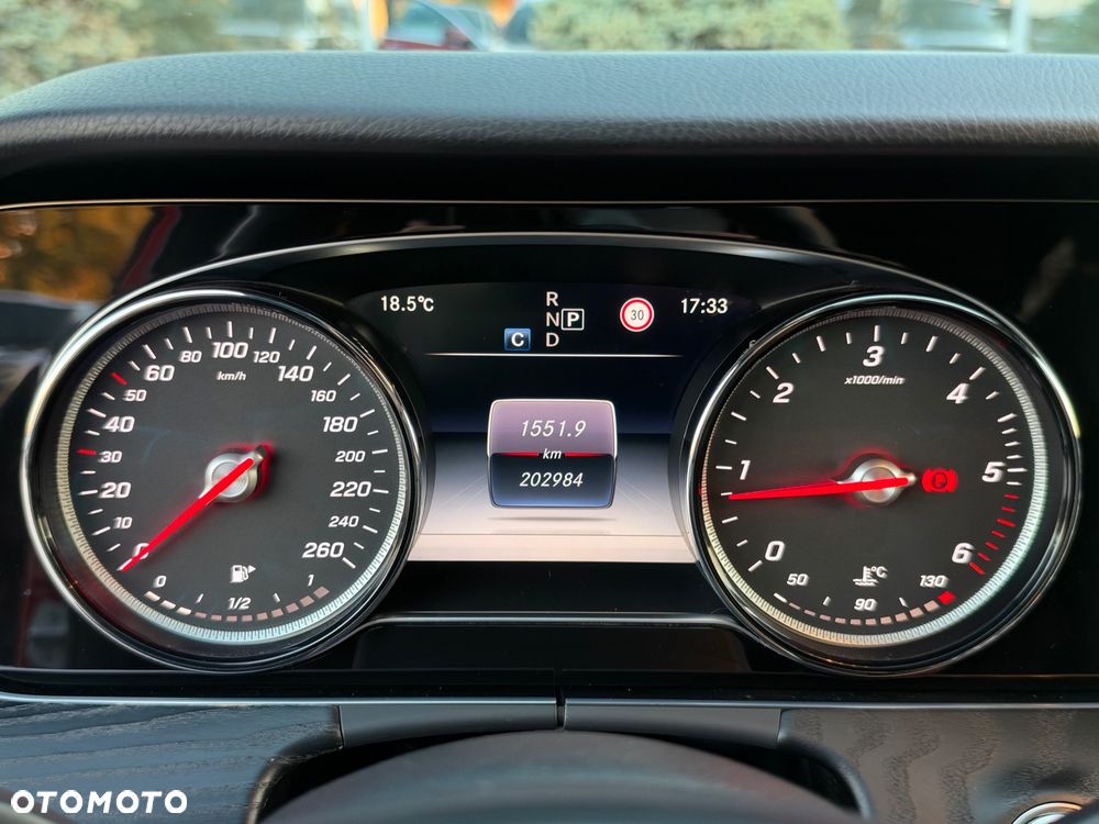 Mercedes-Benz Klasa E 220 d 4-Matic All-Terrain - 20
