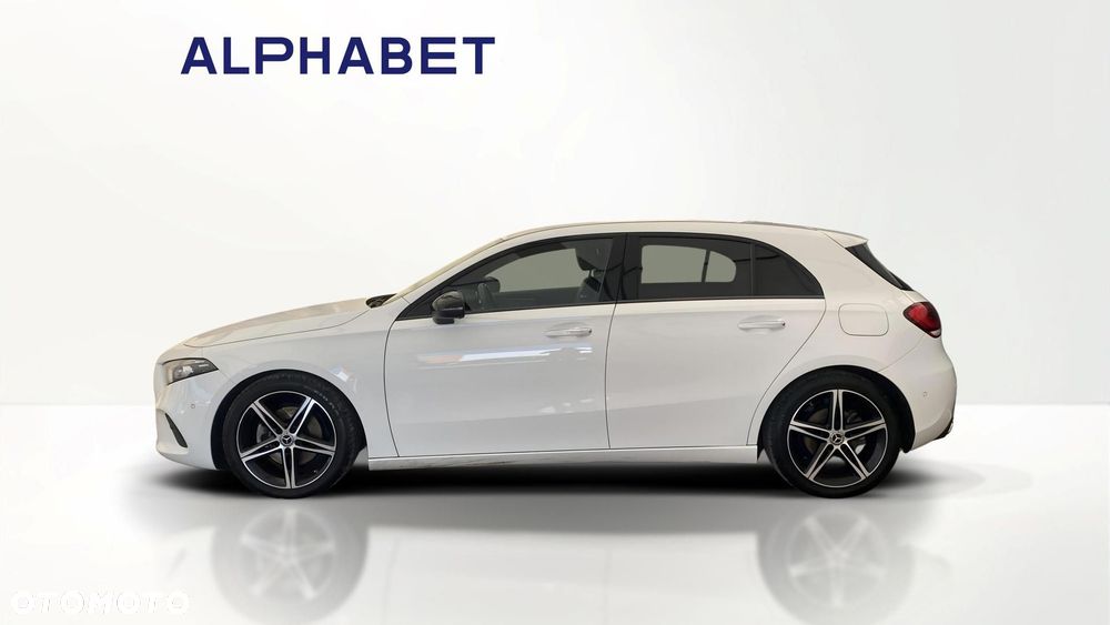 Mercedes-Benz Klasa A 200 d Progressive 8G-DCT - 2