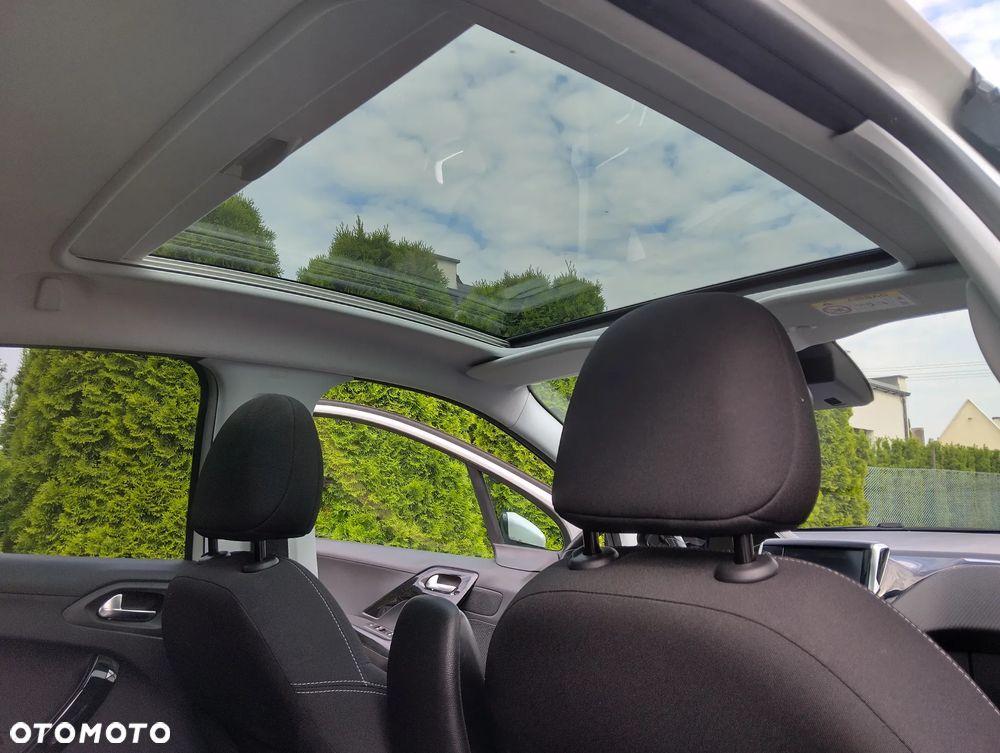 Peugeot 208 PureTech 82 Start & Stop Tech Edition - 19