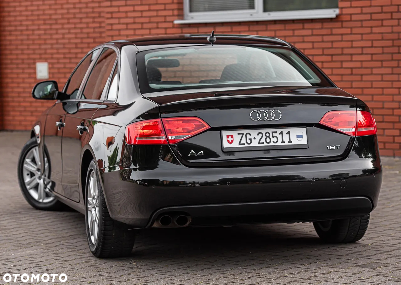 Audi A4 1.8 TFSI Attraction - 3