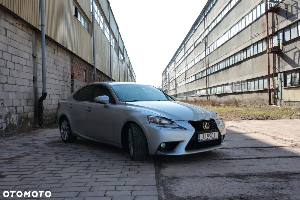 Lexus IS 250 Executive Line - 1