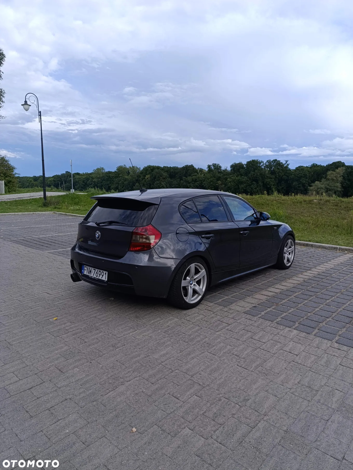 BMW Seria 1 120i - 9