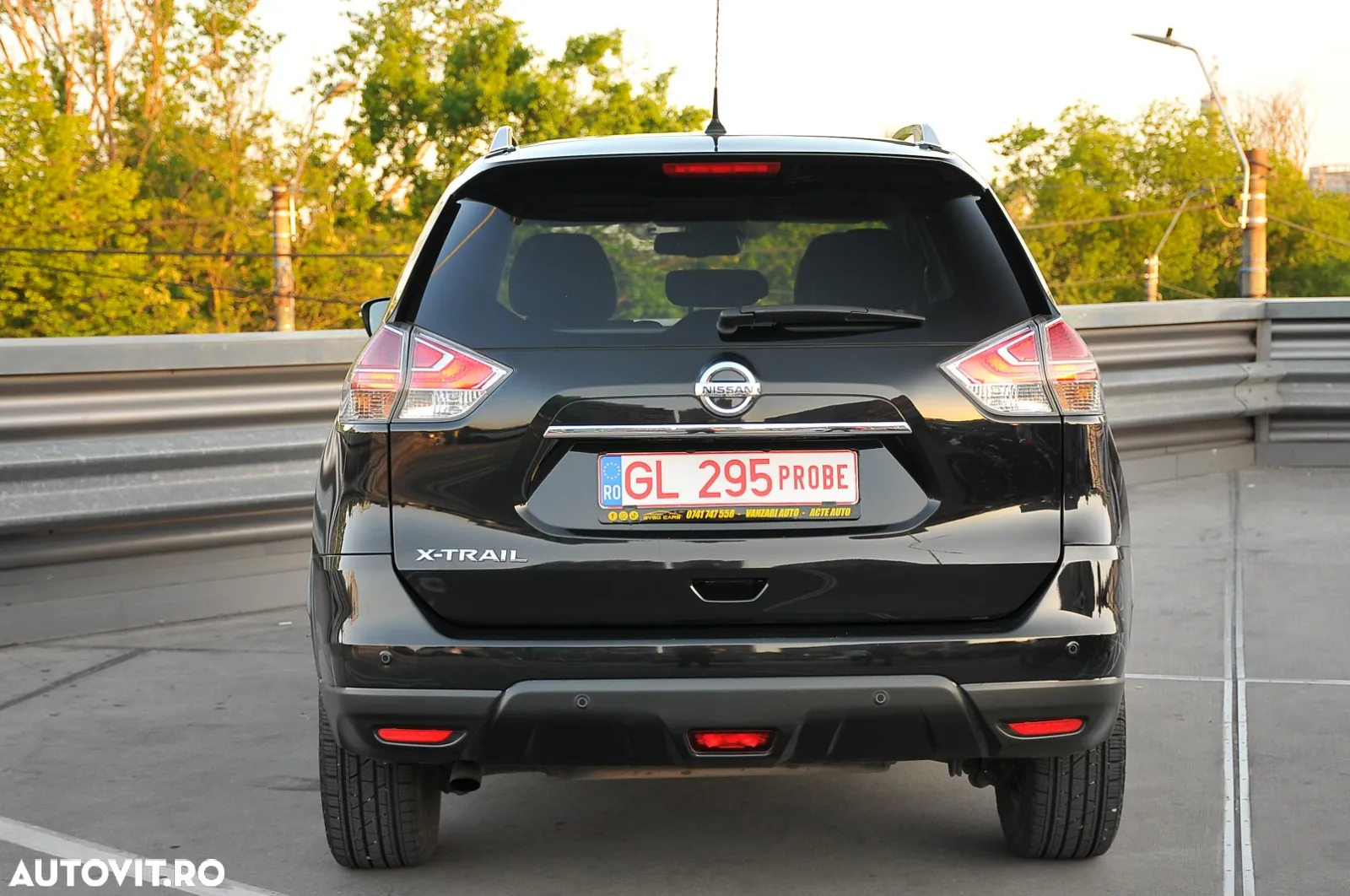 Nissan X-Trail 2.0 dCi ALL-MODE 4x4i Xtronic N-Connecta - 6