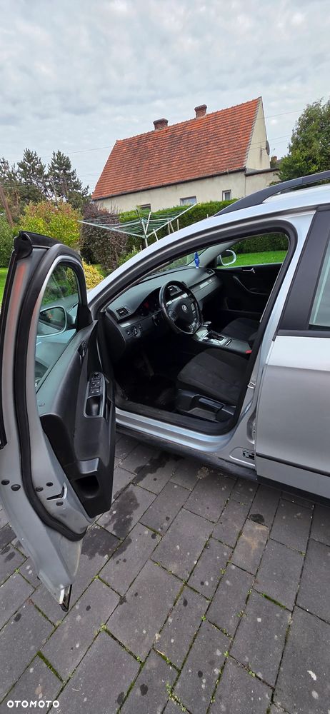 Volkswagen Passat - 5