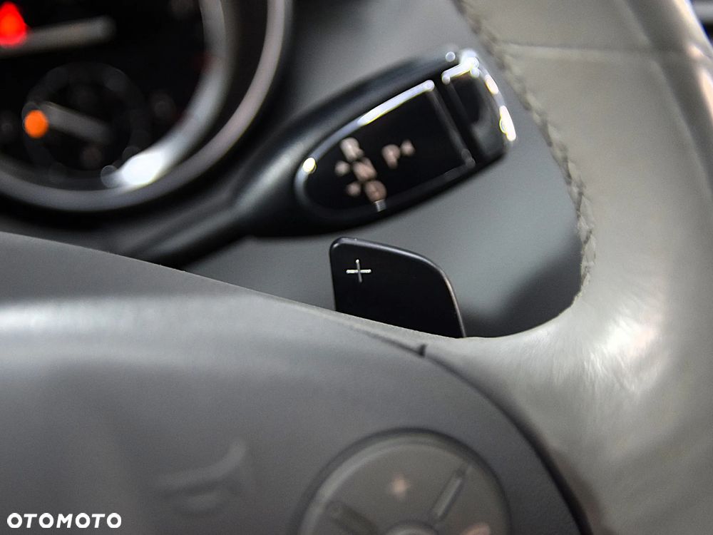 Mercedes-Benz GL - 29