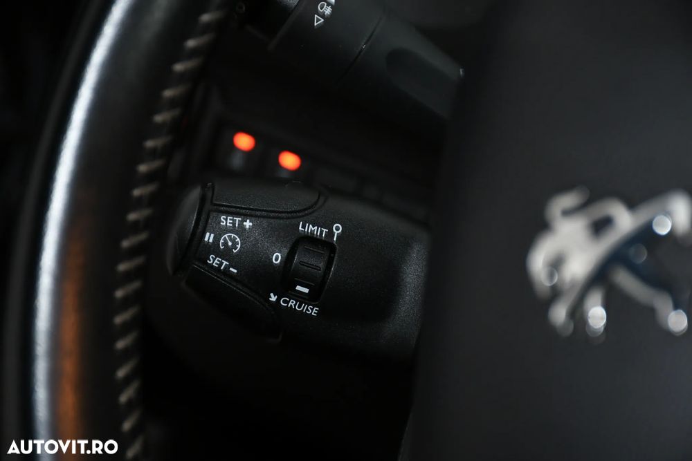 Peugeot 308 - 15
