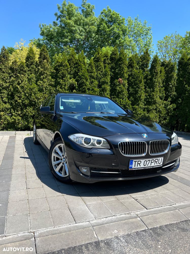 BMW Seria 5 525d xDrive Sport-Aut. - 1