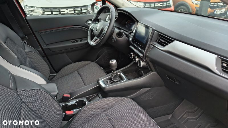 Renault Captur - 19