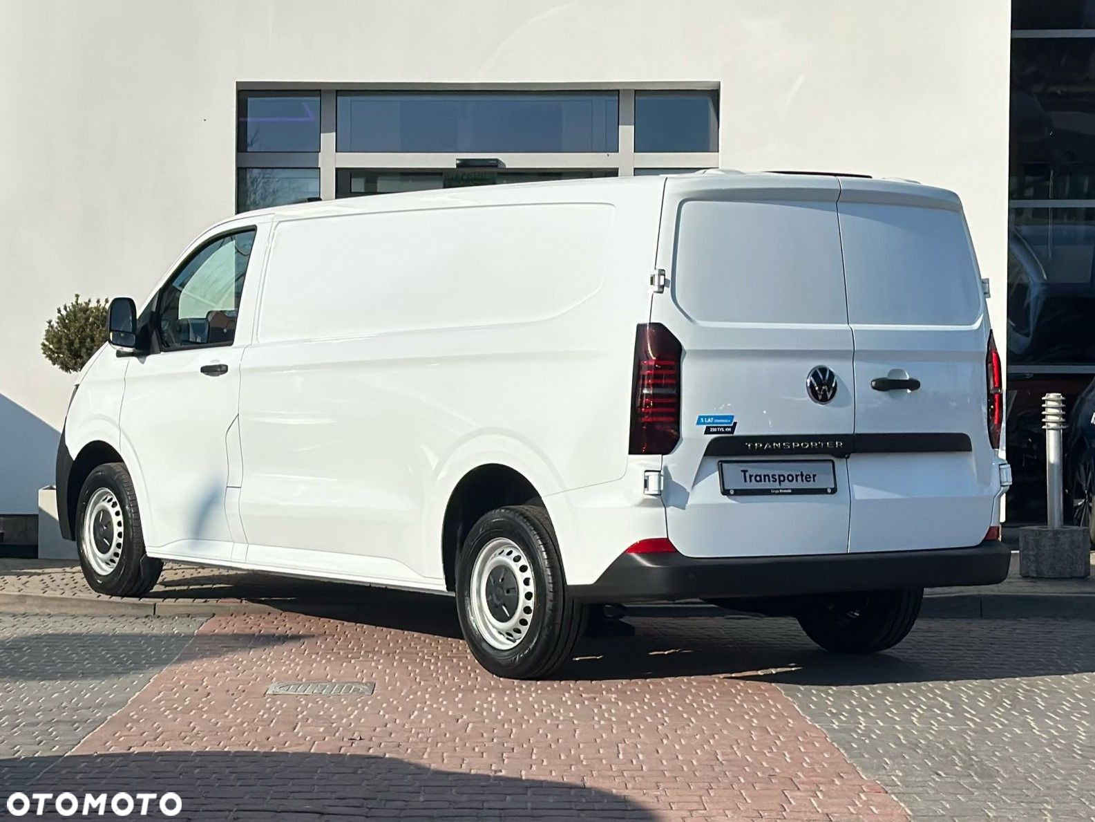 Volkswagen Transporter 2.0 TDI Manual - 3